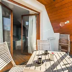 Gorska Kryjowka Apartment *